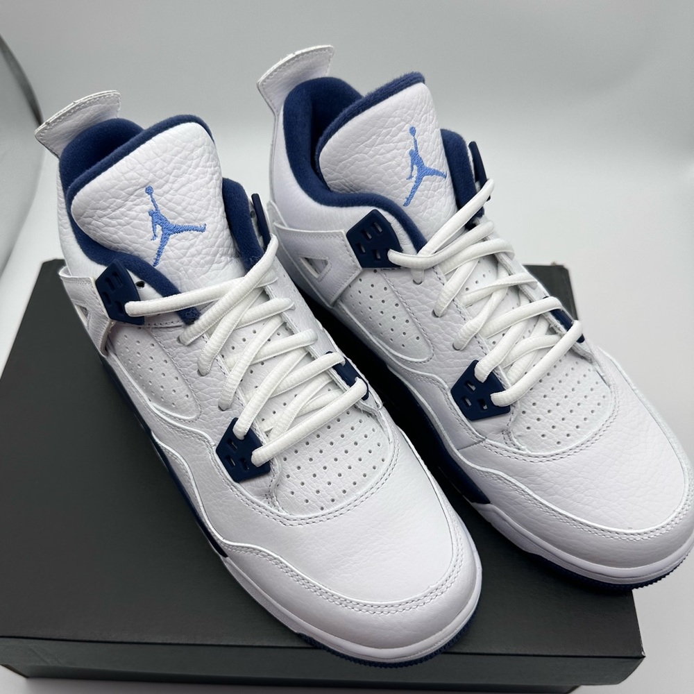 Air Jordan Retro 4 BG, size 6.5Y, brand new, white, midnight navy legend blue